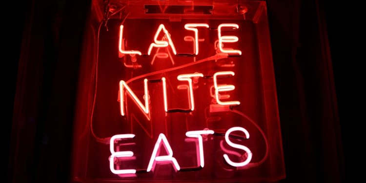 Worst Foods To Eat In The Evening