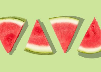 How to cut a watermelon into triangles|How to cut a watermelon into triangles